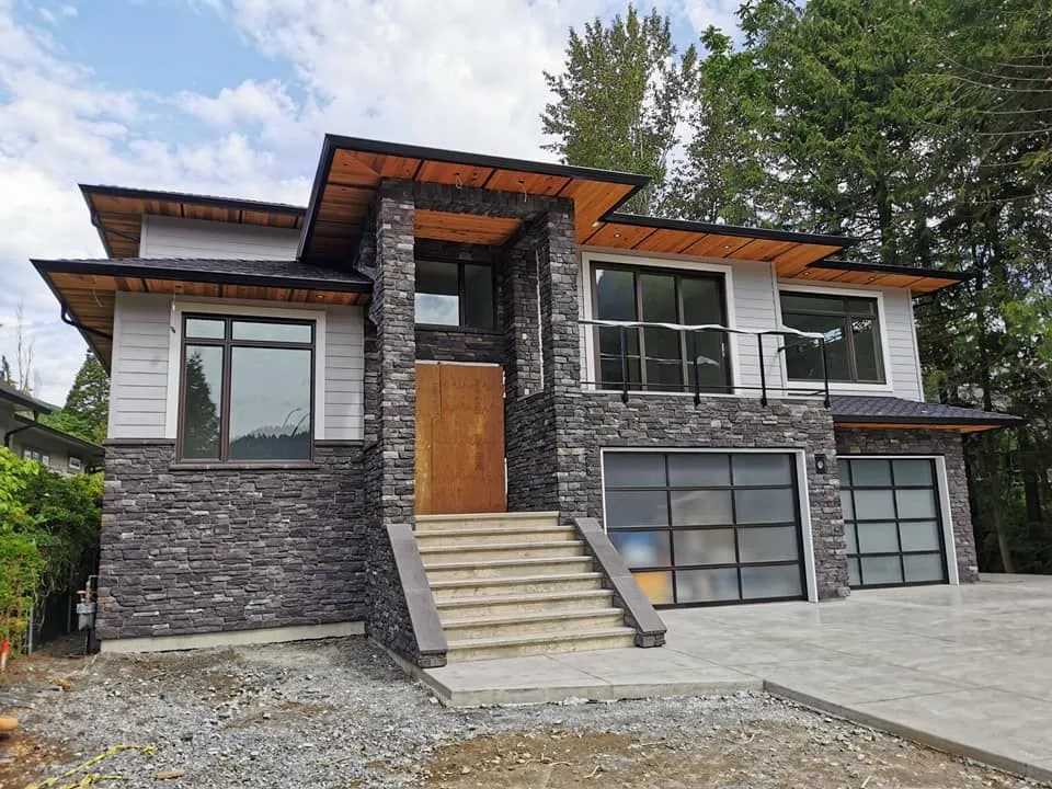 Residential seamless gutter installation — Valley Gutters, Chilliwack BC